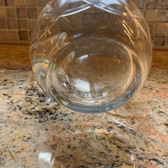 PEAR shaped PITCHER- CRYSTAL pitcher 
Hand-blown and flower etched. - Picture 7 of 10